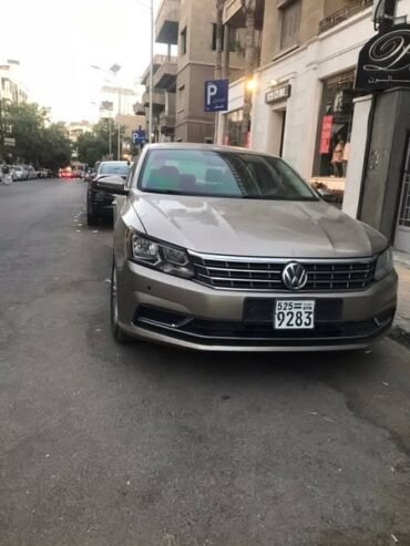 للبيع فوكس فاغن باسات موديل 2017 خالية برا جوا اربع قطع بخ صغار من الخارج ماشية 100 الف وارد الكويت اوتو والمواصفات الاساسية للتواصل 0944300248