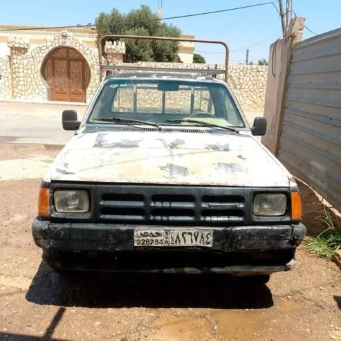 انا وصيط للبيع بيك اب ماذدا موديل 1993