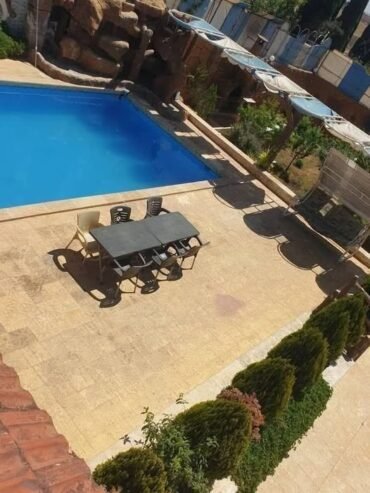 مزرعة حلوة ومميزة للآجار بحلتها الجديده والمميزه جاهزة لإستقبال العائلات والكروبات