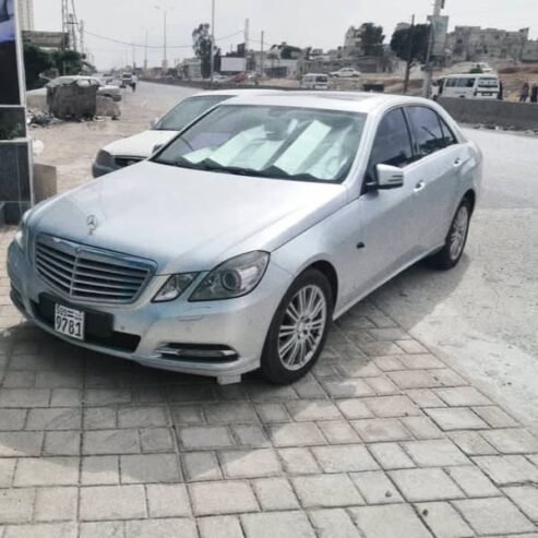 مارسيدسE300كرت2013وارد كوريخالية برا جوا