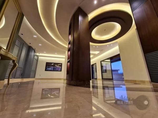 منزل للبيع  #دمشق  #ضاحية قدسيا مقابل #دوار العلم المساحه  235 م  الطابق  اول فني