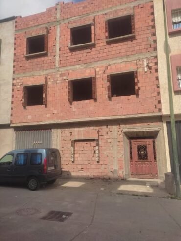 منزل حر للبيع في ولاد عرفة 90m2  للتواصل 0628127003