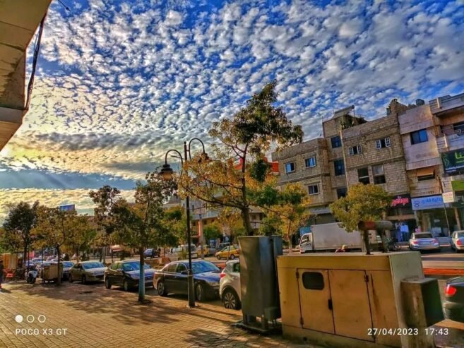 لبيع كافي مع الفرش والديكور كاملة بشارع الحضارة الرئيسي